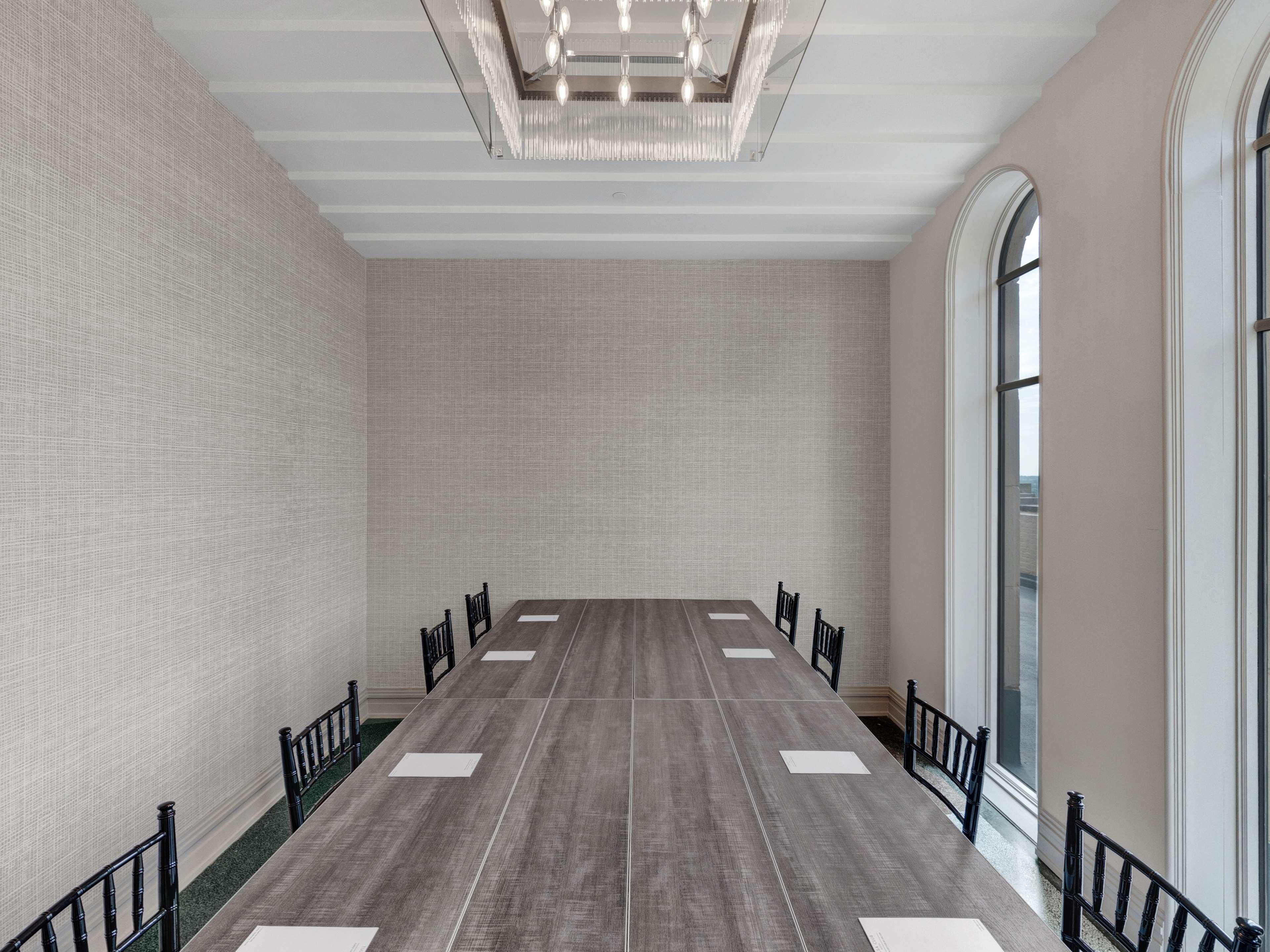 Tulsa Club Hotel Curio Collection By Hilton Esterno foto