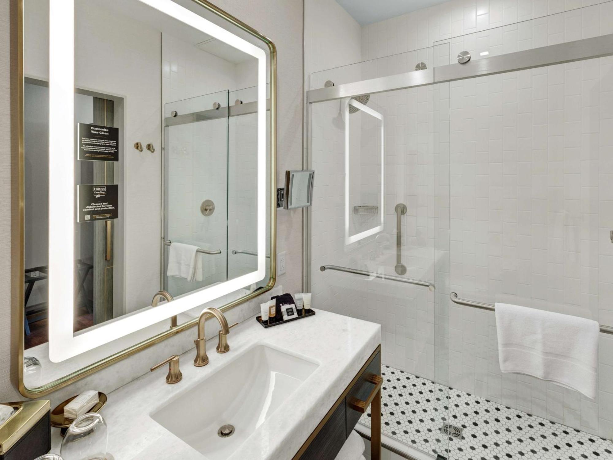 Tulsa Club Hotel Curio Collection By Hilton Esterno foto